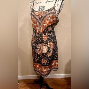 Boho Vintage Inspired• Perfect for both Spring/Fall• Floral Print• Paisley